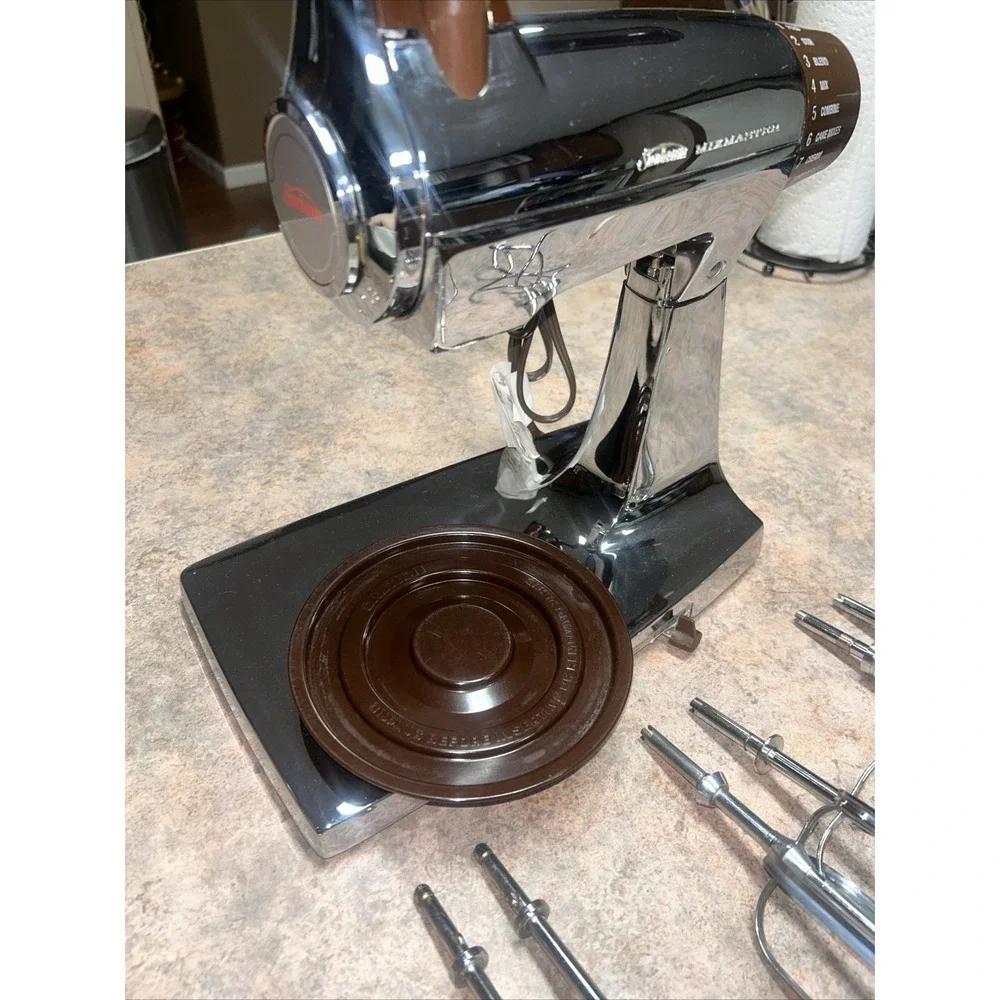 Working Vintage Sunbeam Mixmaster Stand Mixer Chrome 12 Speed with Accessories